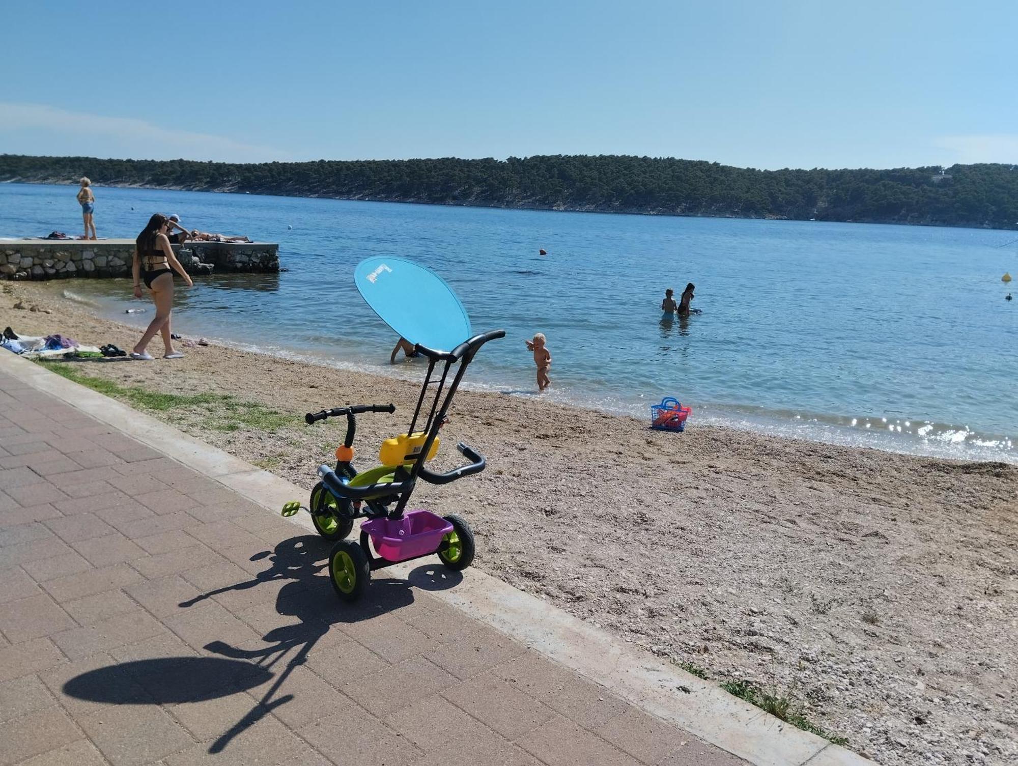 6 M, 50 M Do Plaze Διαμέρισμα Barbat na Rabu Εξωτερικό φωτογραφία